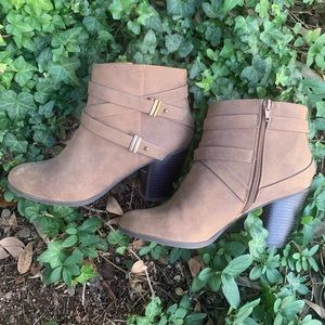 🟪 Charlotte Russe booties